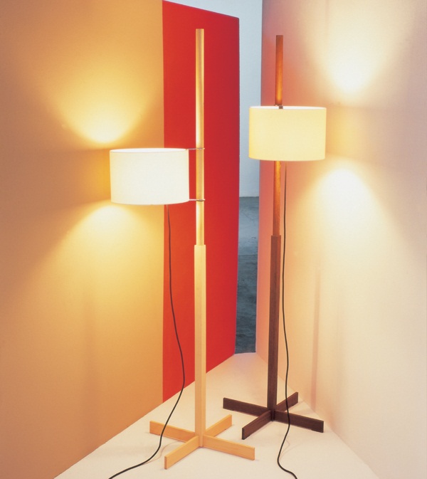 TMM floor lamp by Santa and Cole Lamps